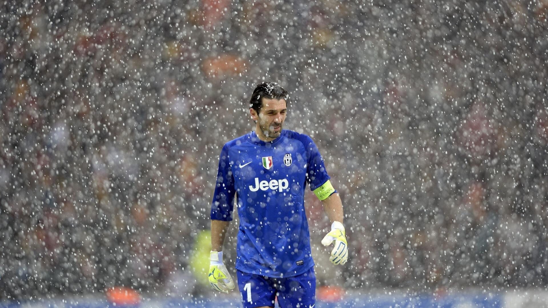 别光盯贝克汉姆!萨巴伦卡这次美得太高调了!,萨巴伦卡是哪个国家的